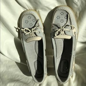 Sperry Angelfish Varsity Boat Shoe - Size 8.5